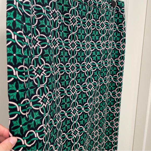 J. Crew No 2 Lattice Medallion Patterned Pencil Skirt Green Geometric Size 4 - Picture 4 of 6